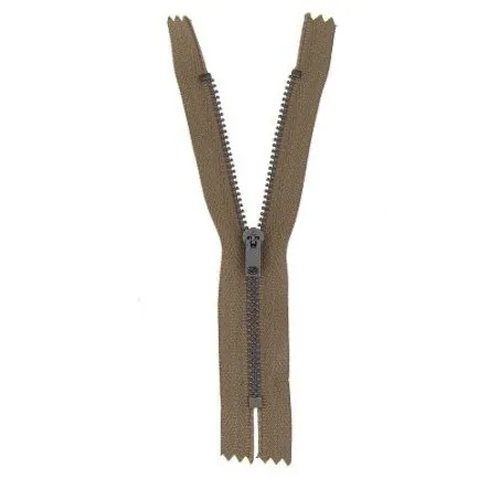 Light brown zipper non separable pants - 18 cm